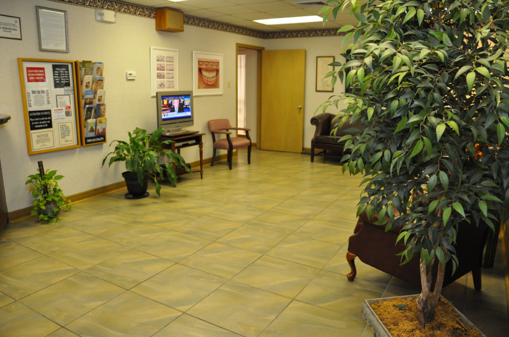 Marrero LA Dentist Office of Dr. Hemphill and Dr. Burmaster